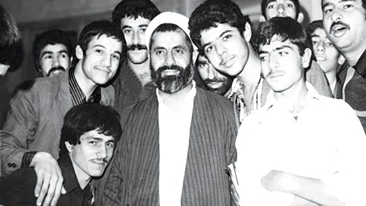 واعظی که به تنهایی یک نهاد خیریه بود واعظی که به تنهایی یک نهاد خیریه بود