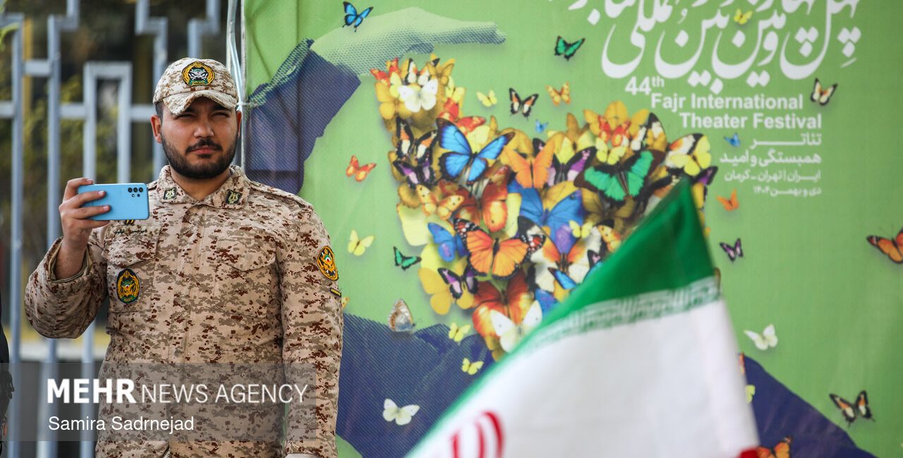 جنگی که تئاتر را ۲بار تعطیل کرد/ از معرفی مدیرکل‌ تا تغییر معاون‌ هنری