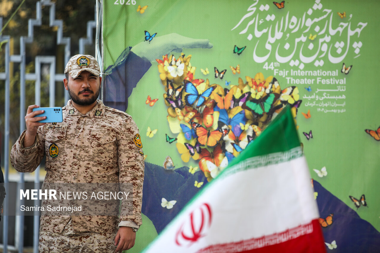 جنگی که تئاتر را ۲بار تعطیل کرد/ از معرفی مدیرکل‌ تا تغییر معاون‌ هنری