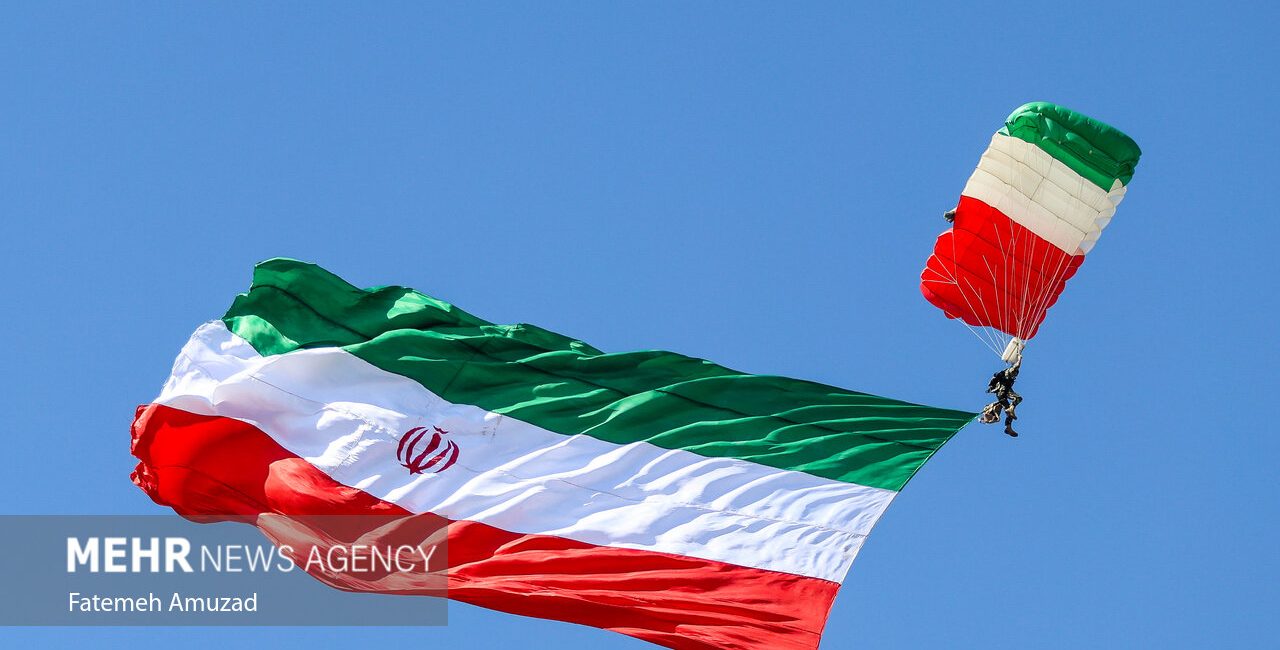 روز ارتش ۱۴۰۵؛ رژه اقتدار در دل ۴۰ روز آتش و خون، نه در خیابان‌ها
