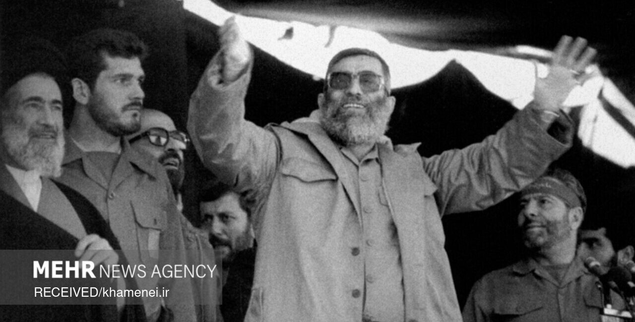 سوگواری هنرمندان در بدرقه رهبر شهید؛ عشقی که تاریخ را روایت می‌کند