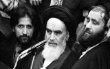 ادب امام خمینی در برابر اهانت‌های انور سادات!
