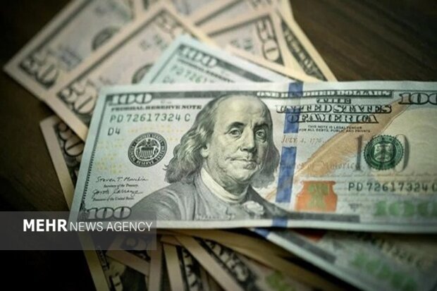 سقوط تتر با پرواز عراقچی به مسقط؛ دلار در حال ریزش