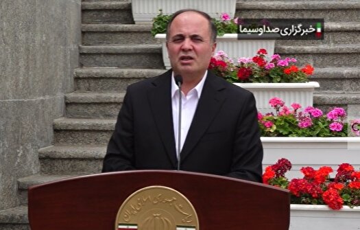 وزیر جهاد کشاورزی: فقط مرغ مازاد صادر می شود