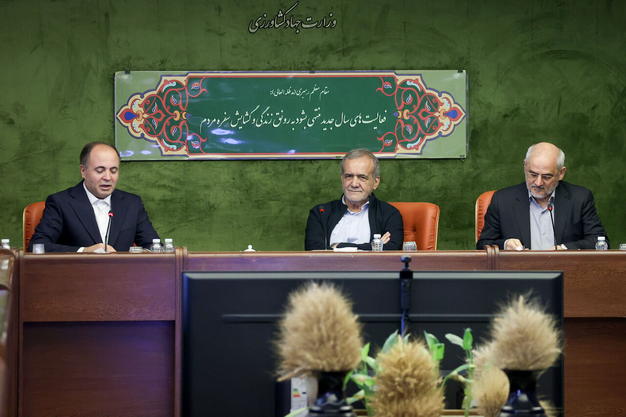 حضور سرزده پزشکیان در وزارت جهادکشاورزی حضور سرزده پزشکیان در وزارت جهادکشاورزی