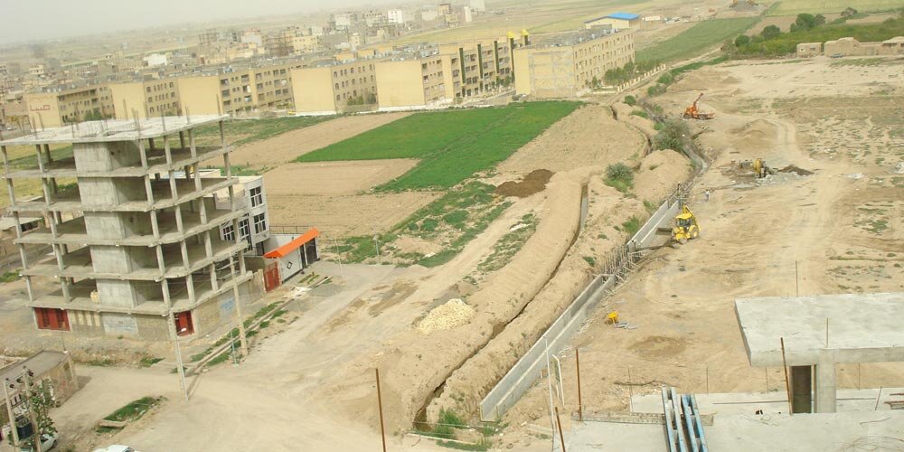 بندبازی روی اراضی کشاورزی به بهانه بومگردی بندبازی روی اراضی کشاورزی به بهانه بومگردی