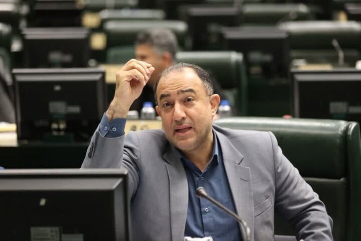 راه نجات اقتصاد، هدایت سرمایه‌ها به تولید است