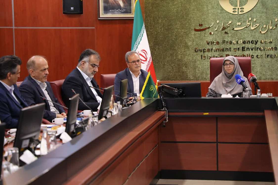 رئیس سازمان تات در مراسم امضای تفاهم‌نامه‌های همکاری:
                دانش بومی و آموزش در حفاظت از تالاب‌ها و توسعه کشاورزی پایدار در اولویت است