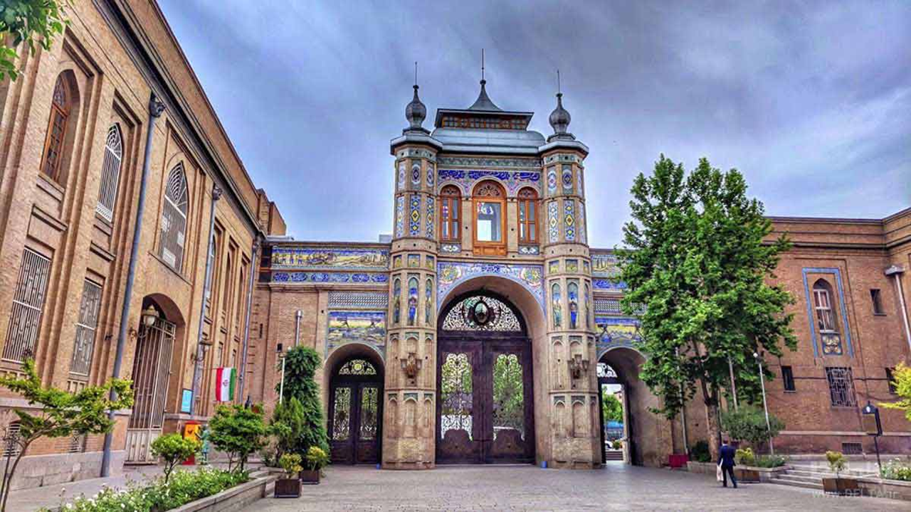 سردر باغ ملی؛ نماد تهران تا پیش از برج آزادی سردر باغ ملی؛ نماد تهران تا پیش از برج آزادی