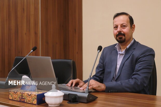 مناطق آزاد باید تسهیل‌گر جذب سرمایه‌ خارجی باشند