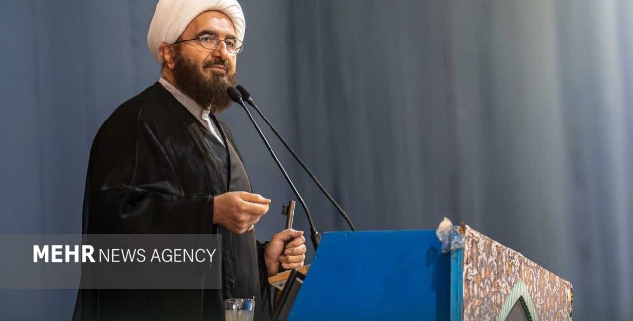 حجت‌الاسلام حاج‌علی‌اکبری: ملت ایران در «قلب پیچ تاریخی» قرار دارد