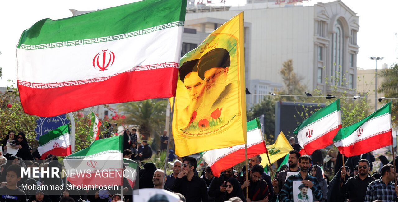 تجدید بیعت کارگران با آرمان‌های رهبر انقلاب در تجمعات سراسری امشب