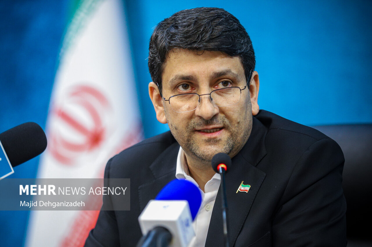 روایت وزیر ارتباطات از بازگشایی اینترنت؛ شبکه به قبل از دی بر می‌گردد