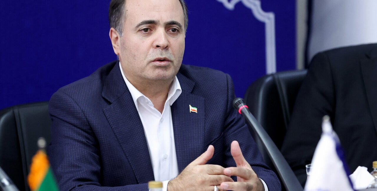 نقش شهید لاریجانی در تامین امنیت غذایی کشور در جنگ تحمیلی