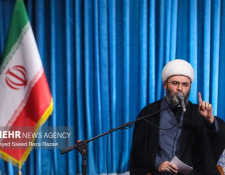 حجت‌الاسلام قمی: وحدت یعنی هم‌بستگیِ آرا و سلایق متفاوت حول محور امام