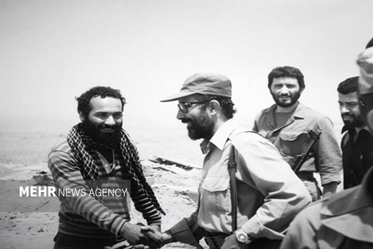چمران هنوز زنده است