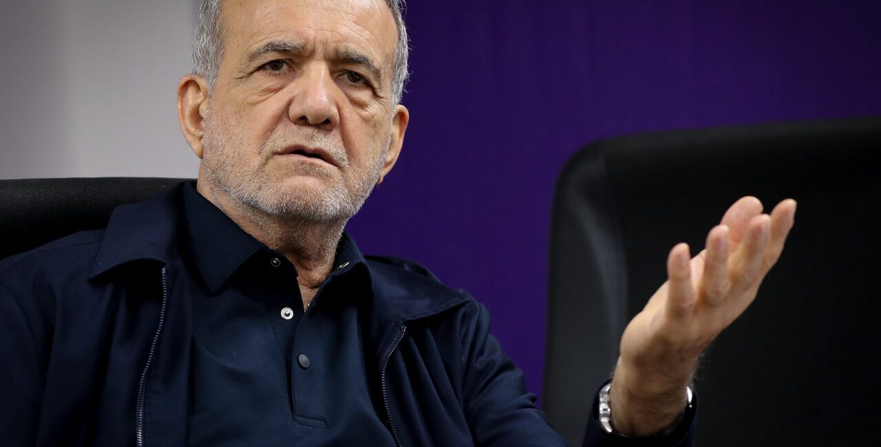 پزشکیان: توسعه صنایع آب‌بر در مناطق دچار تنش آبی ممنوع است