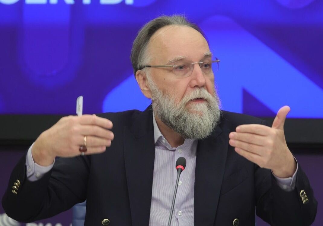 آیت‌الله خامنه‌ای با شهادتشان شاید بیش از دوران حیات خود اثرگذار بودند