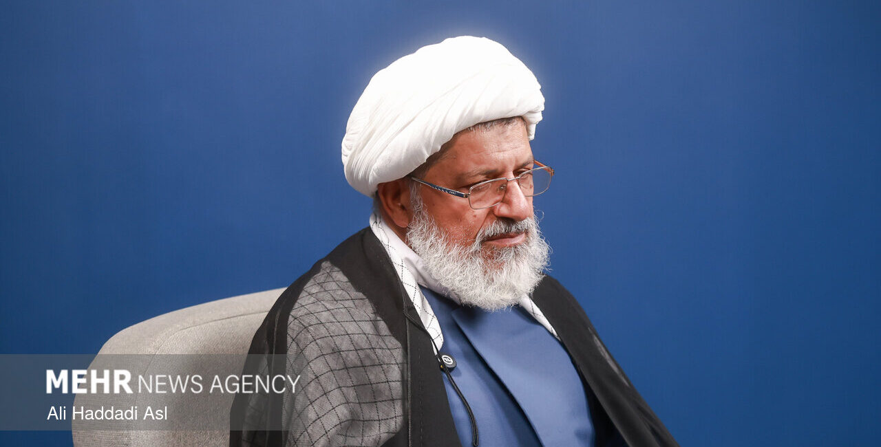 شیرازی: دنیا باید برای عاملان جنایت ناامن شود
