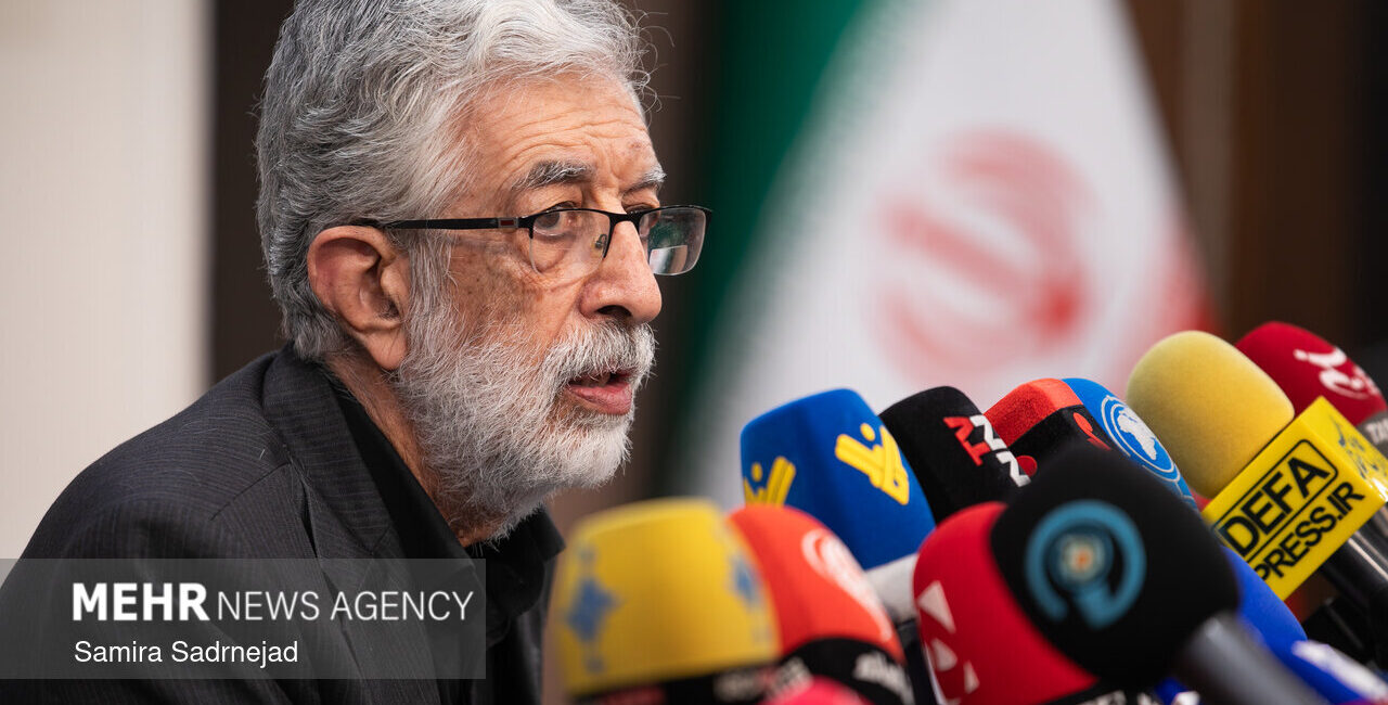 حداد عادل: رهبر شهید پشتیبان رشد و ترقی زنان بودند