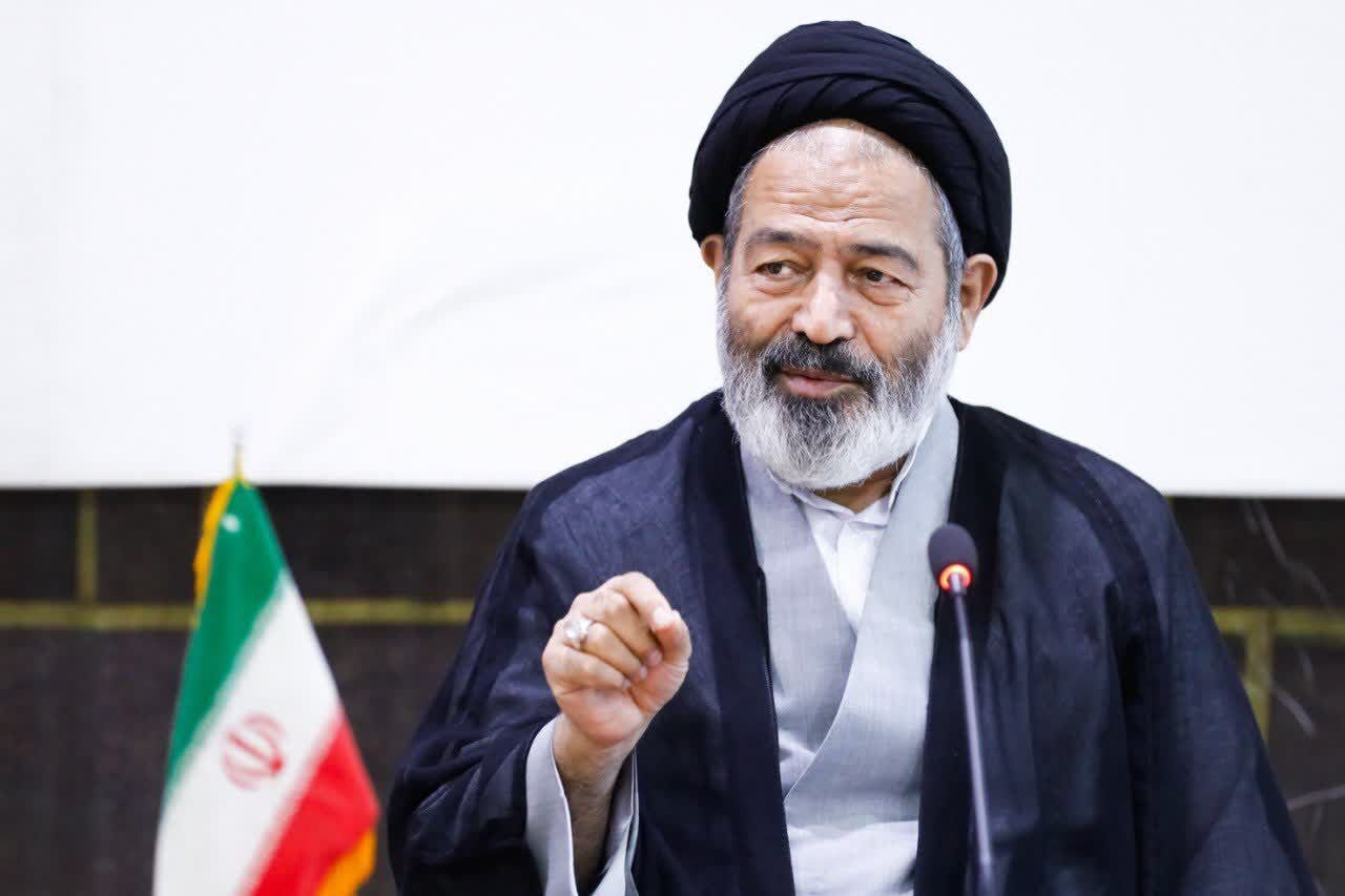 نواب: رهبر معظم انقلاب اربعین را با رویکرد تمدنی دنبال می‌کردند