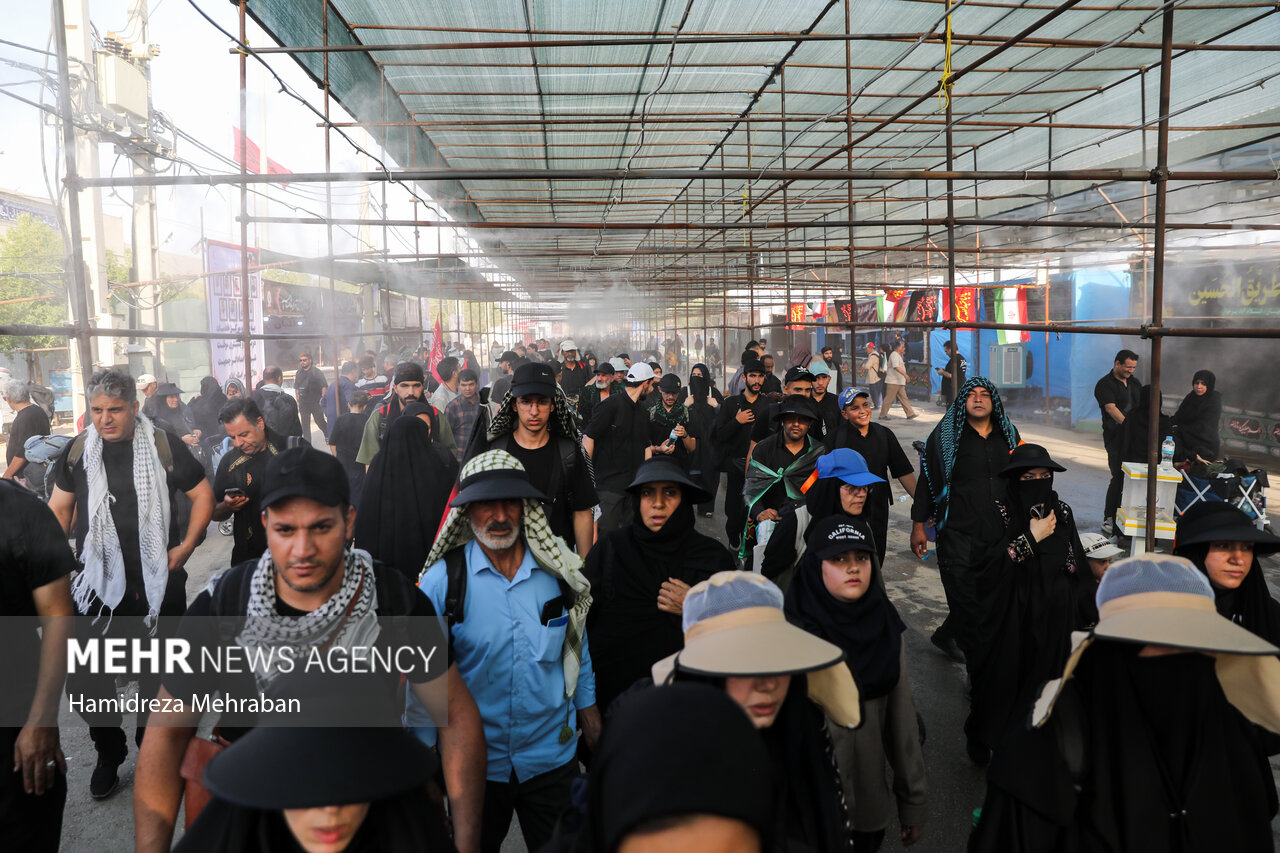 مهران در اوج بازگشت زائران اربعین؛ ترددها به ۱.۹ میلیون نفر رسید